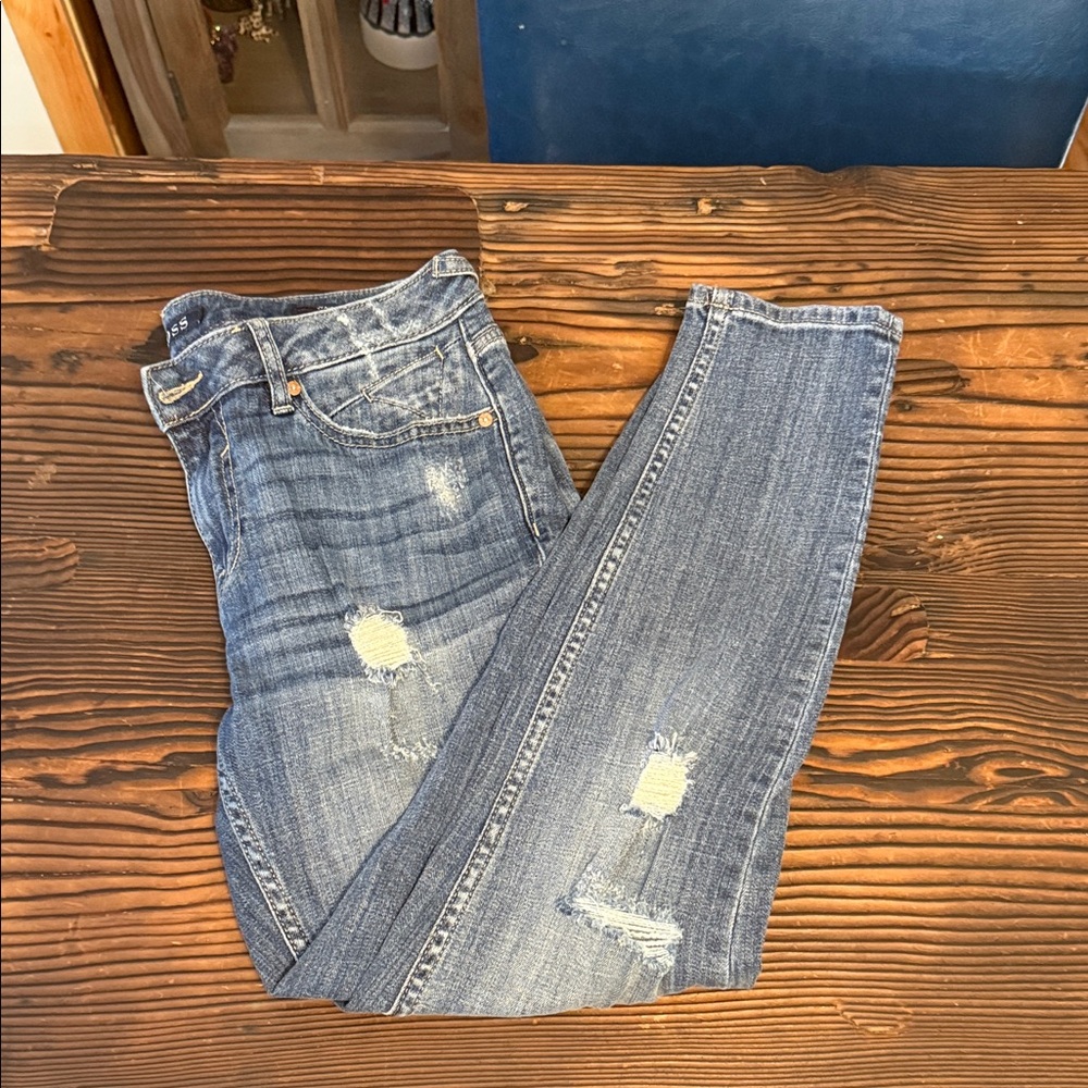 Vigoss Light Blue Distressed Skinny Jeans